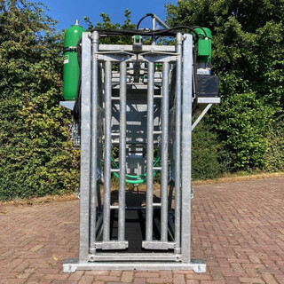 Image of Henken Accumulator + 230v Motor Type H