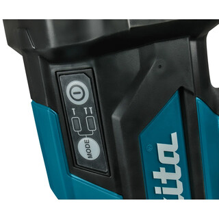 Image of Makita DBN900ZK LXT 18 V Constructie Tacker D-Kop - Zonder Accu's en Lader in Koffer