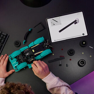 Image of Lego 42208 Technic Aston Martin Valkyrie