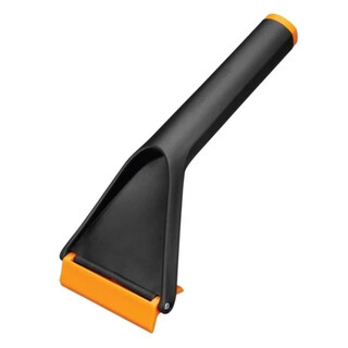 Image of Fiskars Solid Ijskrabber