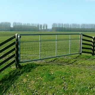 Image of Gegalvaniseerd Landhek (Met Gaas) - 300 x 110 Cm