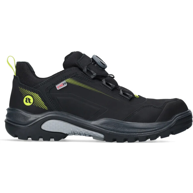 Product image 1 of Bata Werkschoen Traxx 246 - Maat 43