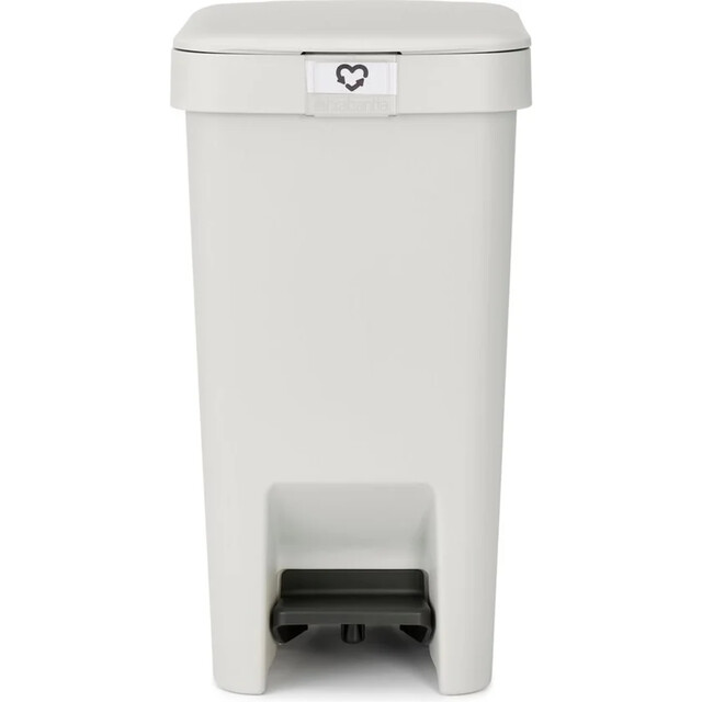 Product image 1 of Brabantia StepUp Prullenbak - Pedaalemmer - 10 liter - Licht Grijs