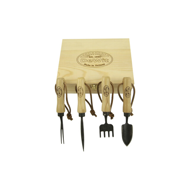 Product image 1 of Bonsai set 4 stuks in houten doos MM MM
