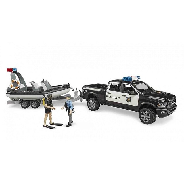 Product image 1 of Bruder Pickup Met Boot Ram 1:16