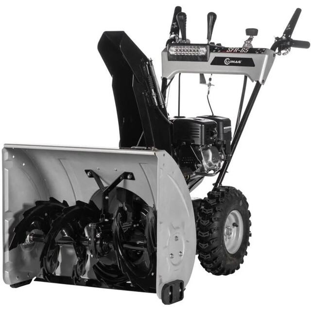 Product image 1 of Lumag Sneeuwfrees Benzine 5,2 Pk 180° Verstelbaar (Incl. Gratis Sneeuwkettingen)