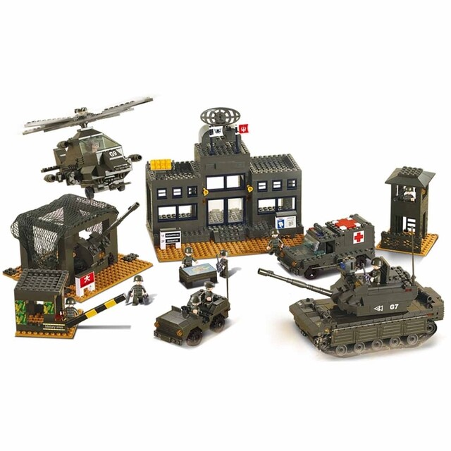 Product image 1 of Sluban Headquarters Army M38-B7100