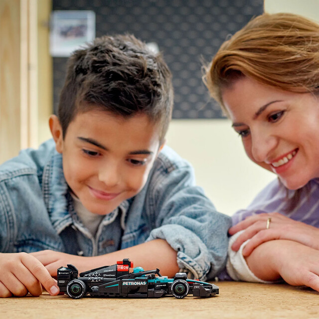 Product image 1 of Lego 77244 Speed Champions F1 Mercedes