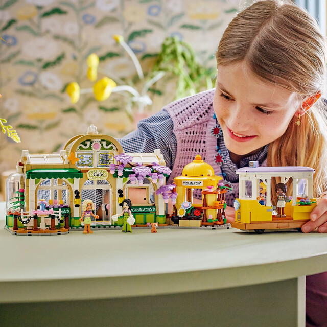 Product image 1 of Lego 42671 Friends Plant Cafe And Flower Shop