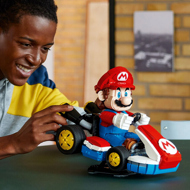 Product image 1 of Lego 72037 Super Mario Mario En Standaardkart