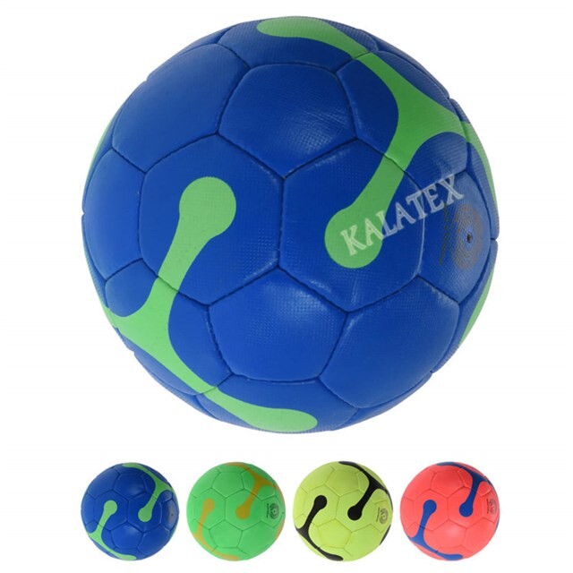 Product image 1 of Voetbal Maat 5 Assorti